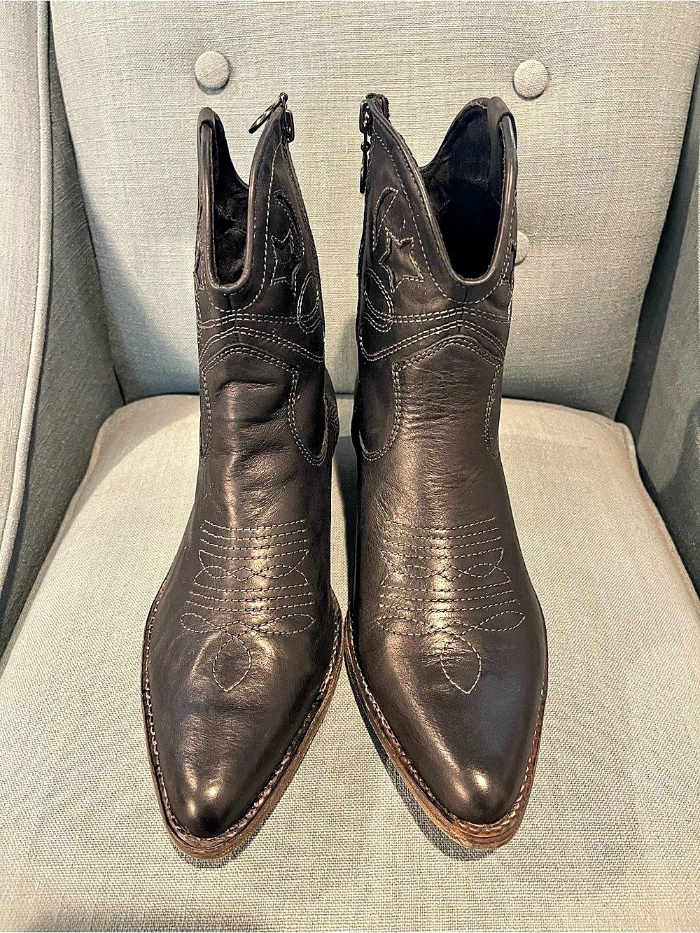 ZiGiNY She’s The One Black Leather Western Cowboy Boots Size 9 NWOT